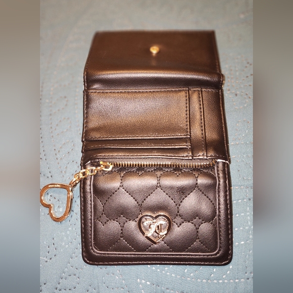Juicy Couture Black Quilted Wallet - Picture 8 of 9